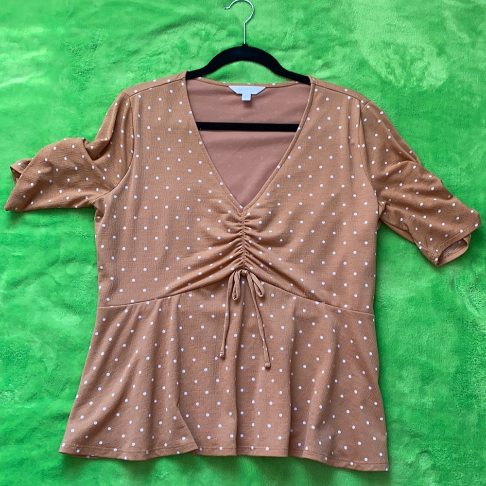 Polka dotted casual top